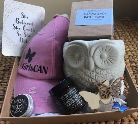 GirlsCAN Celebration box